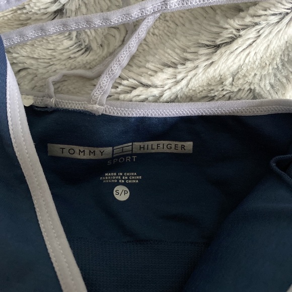 tommy hilfiger sports bra - Picture 3 of 3
